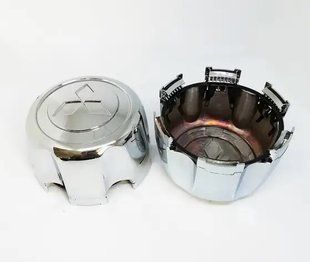 Ковпачок на диски Mitsubishi L200, Pagero Sport, Montero Sport (з фіксатором) MB816581 MB624908